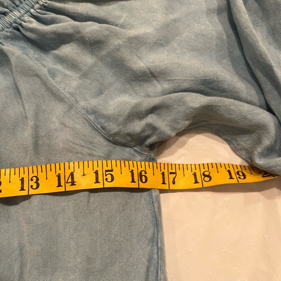 Style Envy Romper.  Size medium. On or off shoulder in blue - Picture 9 of 9